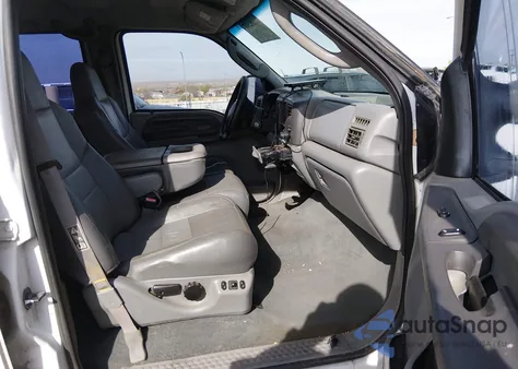 2004 Ford F-250 Lariat/Xl/Xlt из США, поврежденный, VIN 1FTNW20PX4EB64894